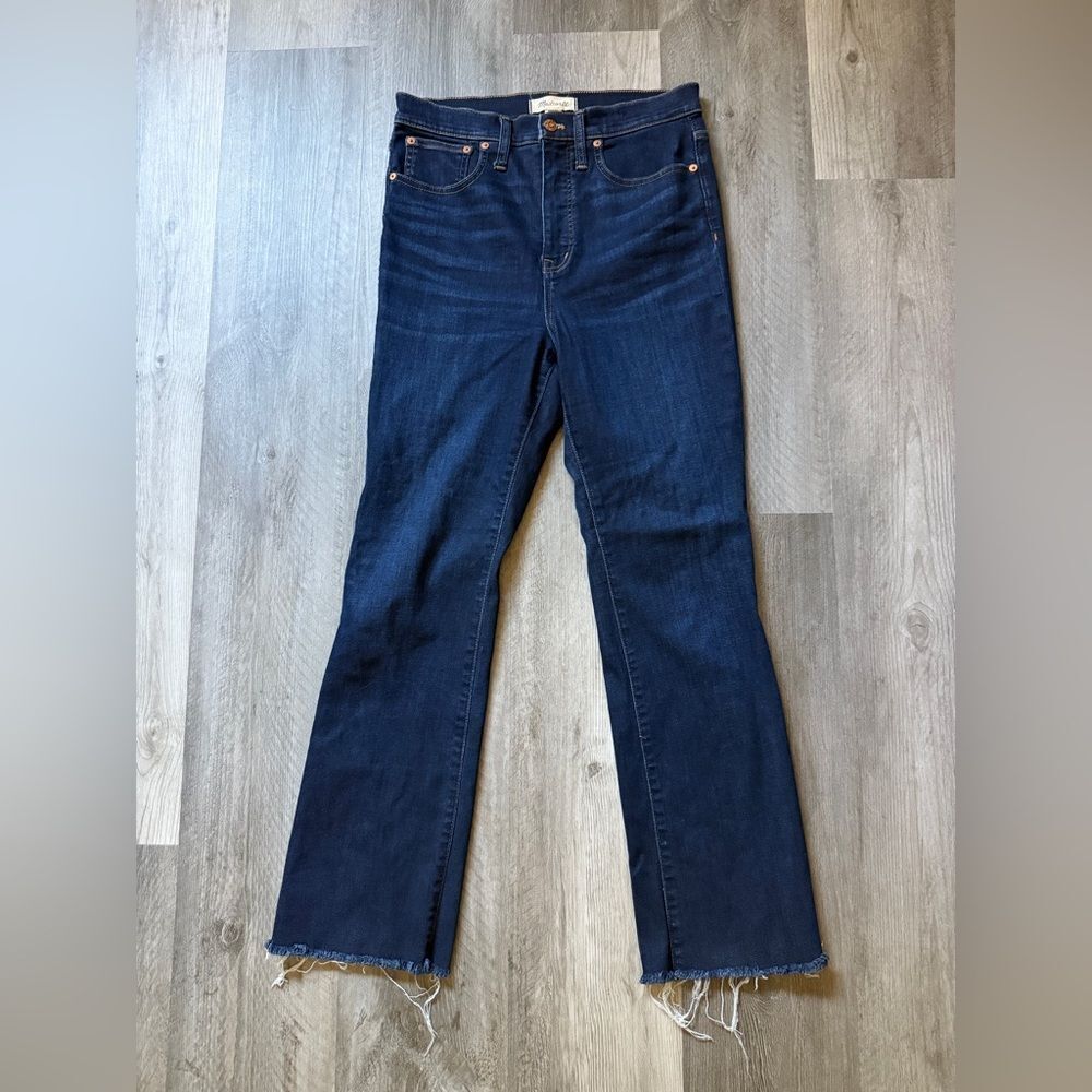 Madewell Skinny Flare Jeans 28 Waist Dark Wash Raw Hem - Picture 2 of 10
